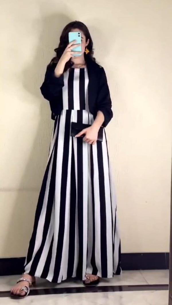 2 Pcs Women's Stitched Linen Printed Maxi Suit